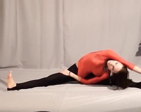 Erotic yoga video with skinny girl in gymnastic leotard