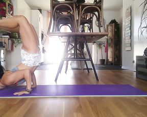 Asian gymnast in webcam hot yoga video